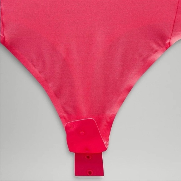 Lululemon Nulu Mesh Long Sleeve Crew Neck Bodysuit Glaze Pink Size XL NWT - Picture 4 of 14